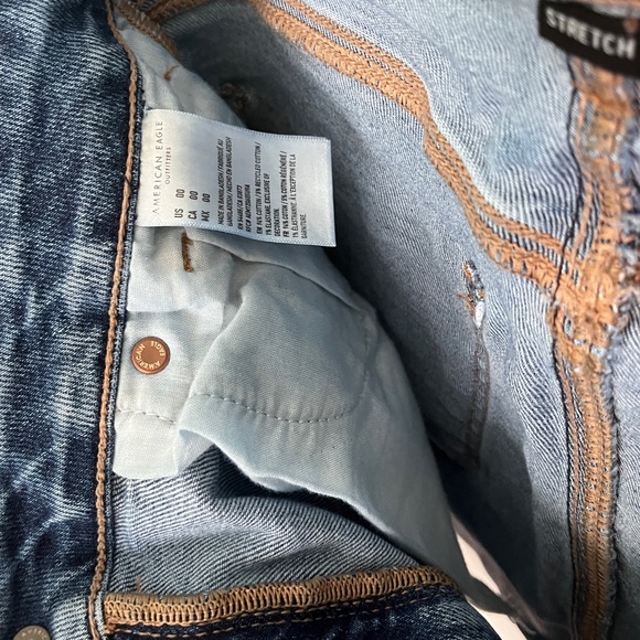 American Eagle Jean Mom Shorts - Picture 7 of 14
